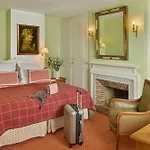 Relais Du Louvre Paris