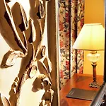 Relais Du Louvre Hotel Paris