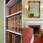 Relais Du Louvre Hotel 4*