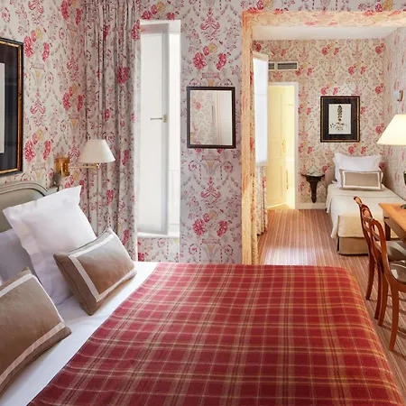 Relais Du Louvre 4*