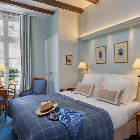 Hotel Relais Du Louvre 4*