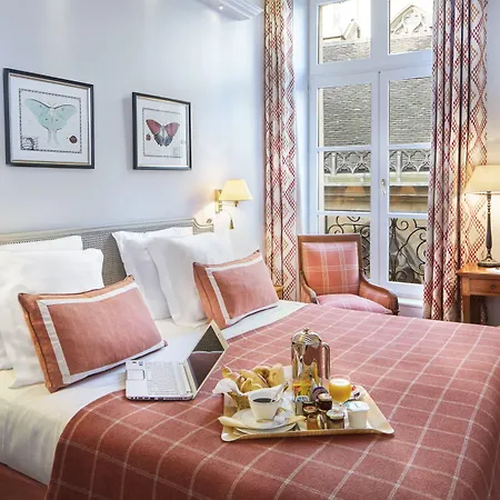 Relais Du Louvre Hotel 4*