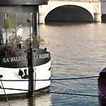 Relais Du Louvre Hotel