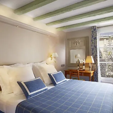 Relais Du Louvre 4* Paříž