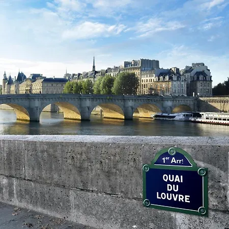 Relais Du Louvre מלון 4*