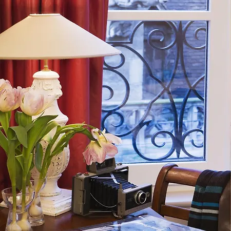 卢浮驿站酒店 巴黎