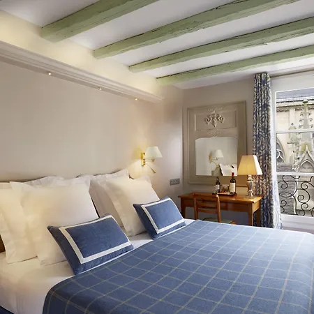 ホテル ルレ デュ ルーヴル