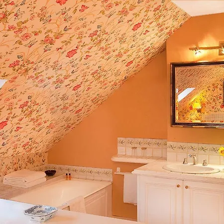 Hotel Relais Du Louvre 4*