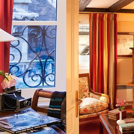 Relais Du Louvre 4* Paříž