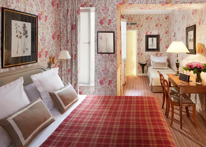 Relais Du Louvre 4*