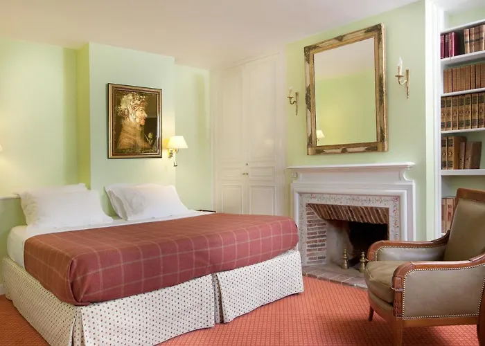 Hotel Relais Du Louvre Paříž
