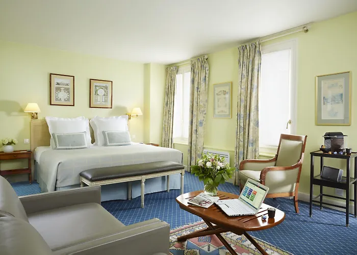 Relais Du Louvre Hotel Parijs