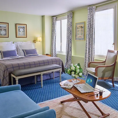 호텔 를레 뒤 루브르 4*